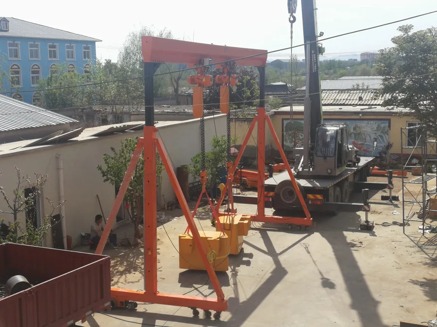 Portable Simple Mobile Gantry Crane image 4